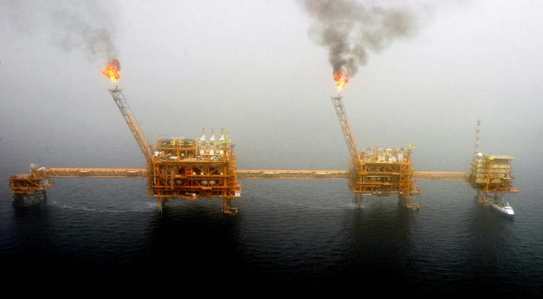 Image result for В Иране пригрозили США блокадой поставок нефти